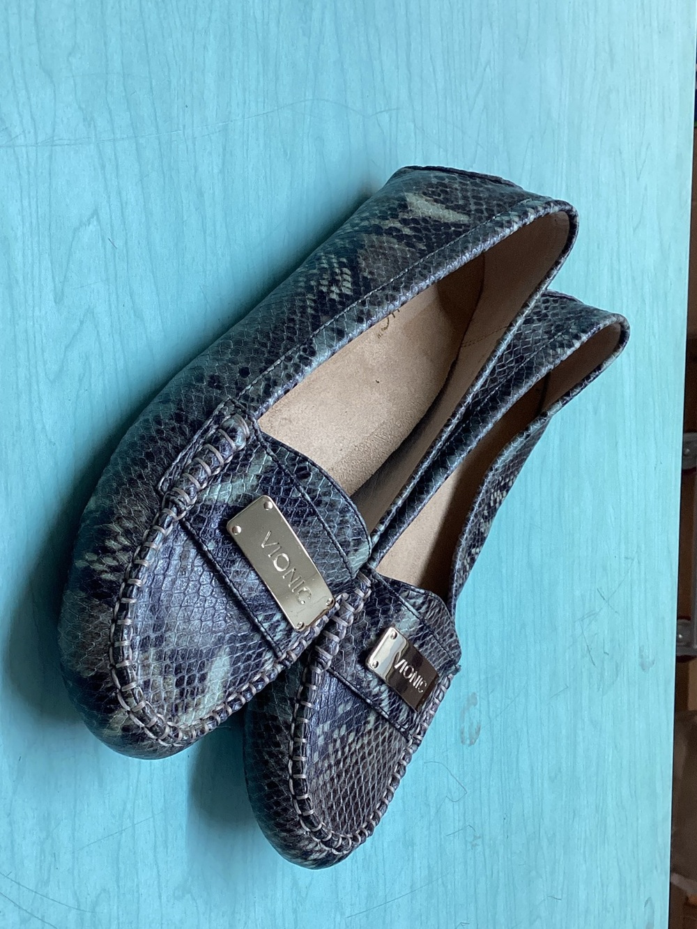Vionic Women's Snake-Print Moccasins in Green and Black